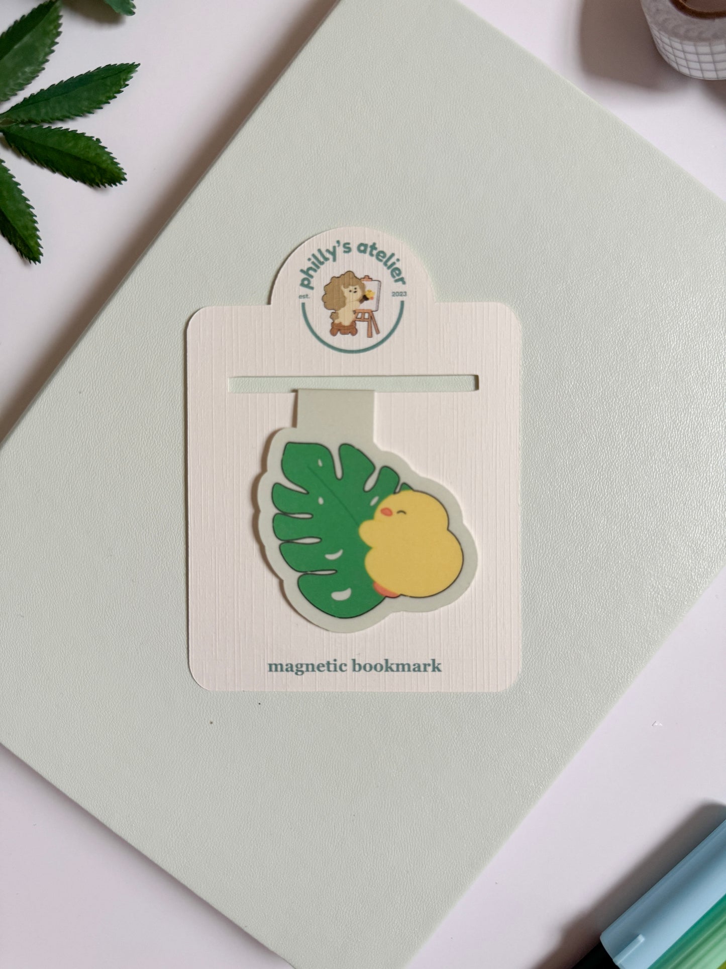 Monstera + Plumpy | Magnetic Bookmark